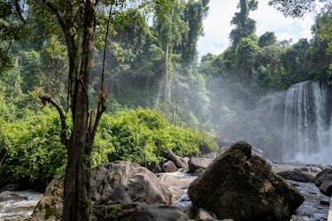 Tour di un’intera giornata della cascata del monte Kulen e di Beng Mealea da Siem Reap